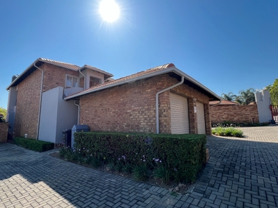 Apartment / Flat For Sale in Raslouw, Centurion