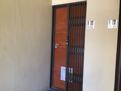 Apartment / Flat For Sale in Tyger Valley, Bellville