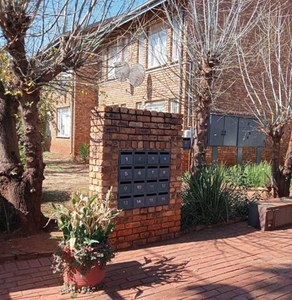 Apartment For Sale In Clubview, Centurion