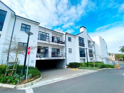 Apartment For Sale In Oostersee, Parow