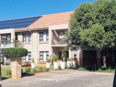 Apartment For Sale In Silver Lakes, Pretoria