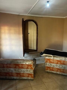 House For Rent In Bezuidenhout Valley, Johannesburg
