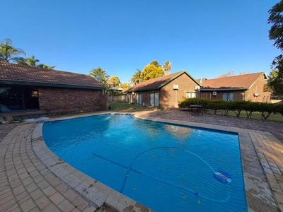 House For Sale In Aviary Hill, Newcastle