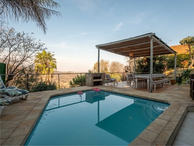 House For Sale in Bassonia, Johannesburg