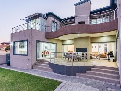 House For Sale In Blue Valley Golf Estate, Centurion