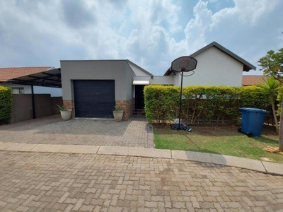 House For Sale In Boardwalk Villas, Pretoria