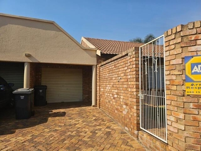 House For Sale In Elarduspark, Pretoria