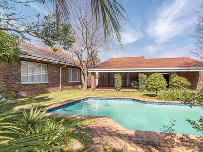 House For Sale in Fourways, Sandton