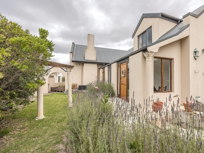 House For Sale in Grotto Bay, Yzerfontein