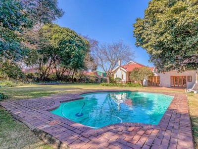 House For Sale In Houghton Estate, Johannesburg