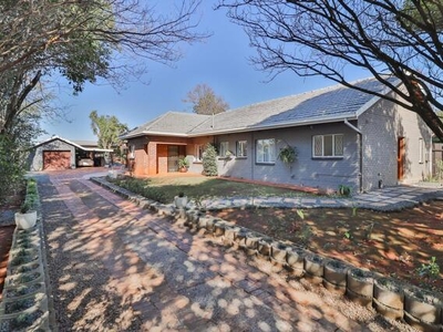 House For Sale In Howick Central, Howick