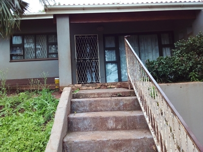 House For Sale in Isipingo Hills, Isipingo