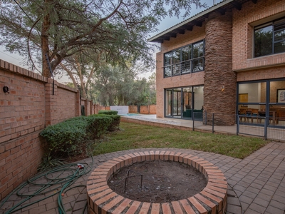 House For Sale in Menlo Park, Pretoria