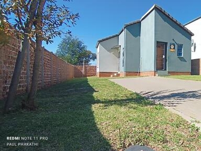 House For Sale In Moffat View, Johannesburg