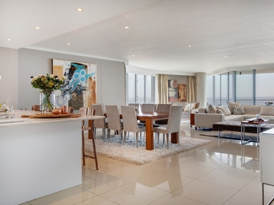 House For Sale in Mouille Point, Cape Town