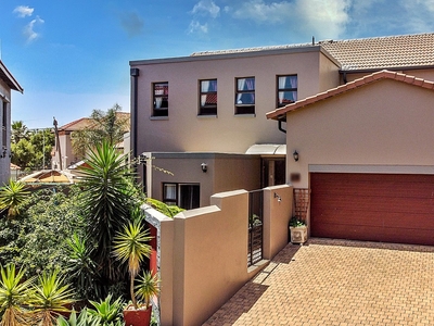 House For Sale in Olympus AH, Pretoria