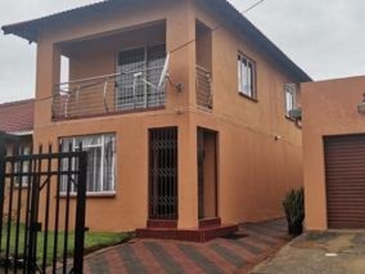 House For Sale in Ormonde View, Johannesburg