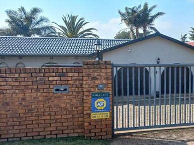 House For Sale In Rant En Dal, Krugersdorp