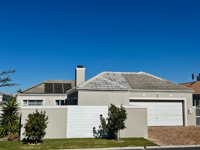 House For Sale in Sunningdale, Blouberg