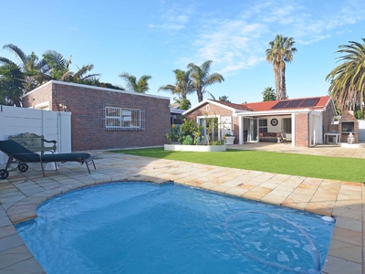 House For Sale in Table View, Blouberg