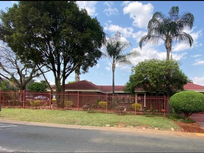 House For Sale in Wonderboom South, Pretoria
