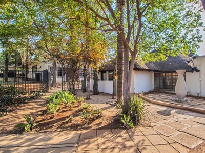 House For Sale in Zwavelpoort AH, Pretoria