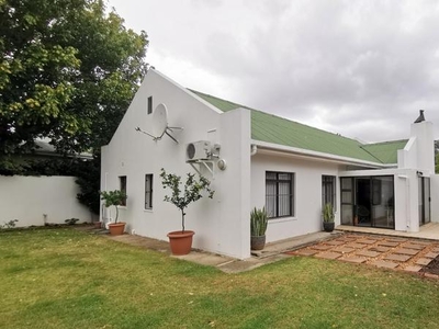 Renovated property in an ideal location