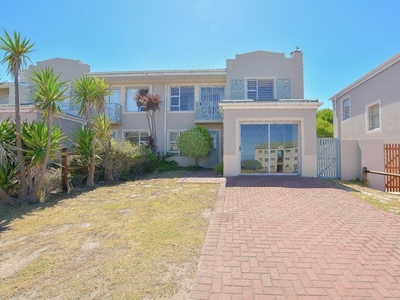 Townhouse For Sale in Big Bay, Blouberg