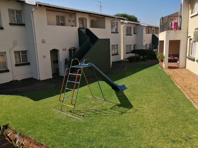 Townhouse For Sale in Denlee, Germiston