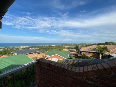 Townhouse For Sale in Illovo Beach, Kingsburgh