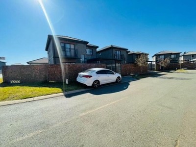 Townhouse For Sale In Leopard's Rest Security Estate, Alberton