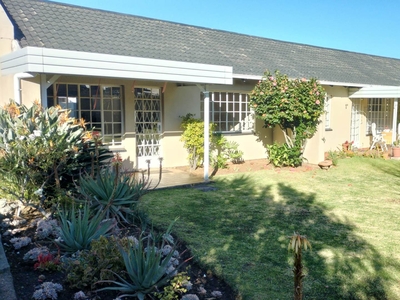 Townhouse For Sale in Meadowbrook, Germiston