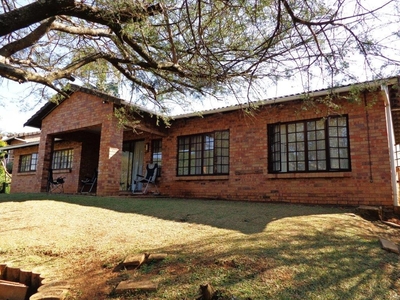Townhouse For Sale in Montrose, Pietermaritzburg