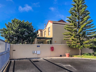 Townhouse For Sale in Parklands, Blouberg