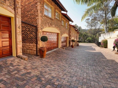 Townhouse For Sale In Rivonia, Sandton