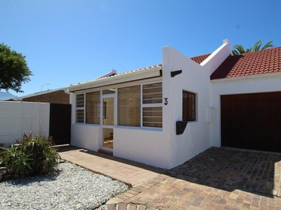Townhouse For Sale in Strand Central, Strand
