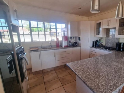 3 Bedroom house to rent in Zesfontein AH, Benoni