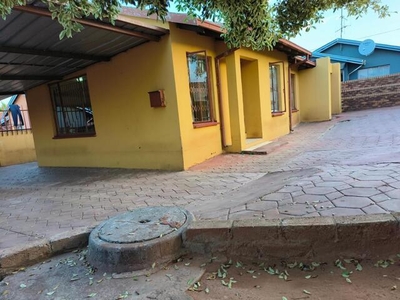 3 bedroom, Soshanguve Gauteng N/A