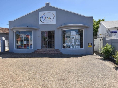 131 m² Retail Space in Plumstead