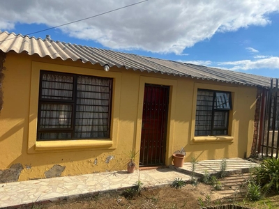 2 Bedroom House to Rent in Naledi - Property to rent - MR600