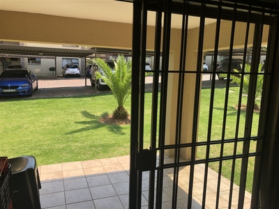 1 Bedroom Townhouse Sold in Sunninghill