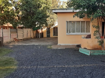 2 Bedroom House For Sale in Rustenburg Central