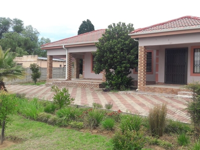 3 Bedroom House For Sale in Aviary Hill