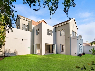 3 bedroom townhouse for sale in Eagle Canyon Golf Estate