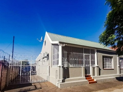 6 Bedroom House For Sale in Pietermaritzburg Central
