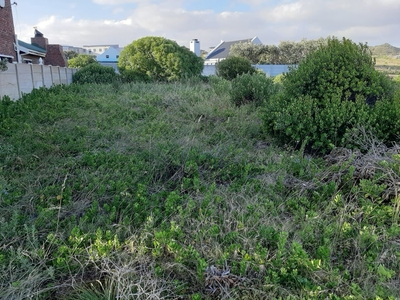 815m² Vacant Land For Sale in Stilbaai Oos