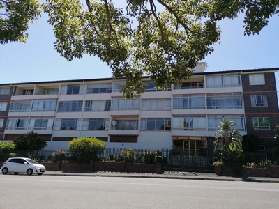 1 Bedroom Apartment To Let in Somerset West Central