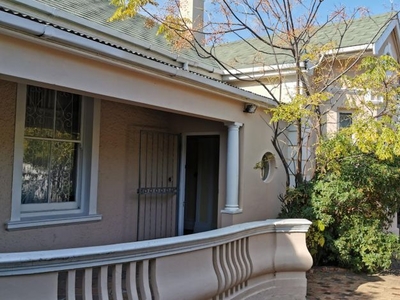 1 Bedroom house to rent in Mowbray, Cape Town