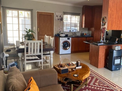 2 Bedroom duplex townhouse - sectional for sale in La Montagne, Pretoria