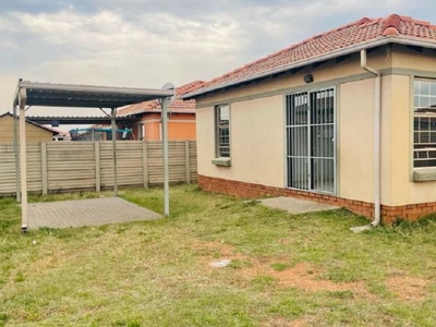2 Bedroom townhouse - freehold for sale in Andeon, Pretoria
